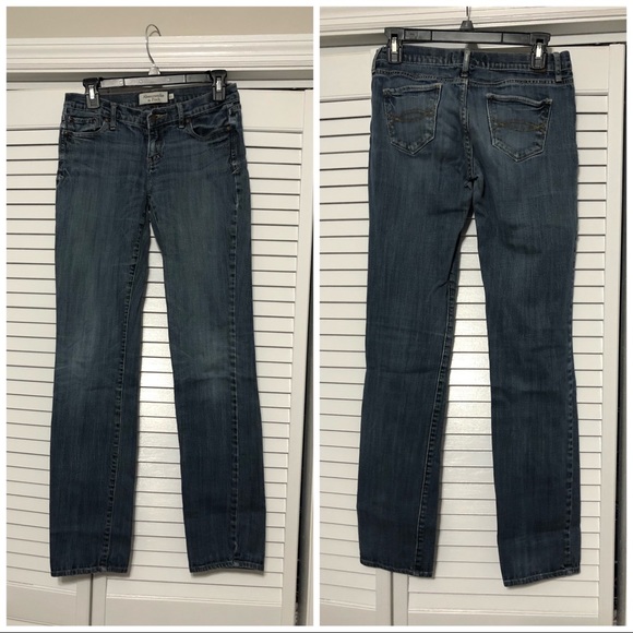 Abercrombie & Fitch Denim - Abercrombie & Fitch 4L Straight Leg Erin Jeans